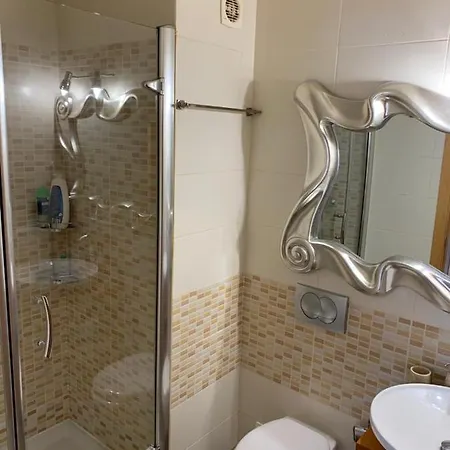 Apartment 2 Minutes From Beach With Pool Διαμέρισμα Quarteira