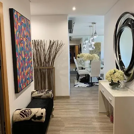 Apartment 2 Minutes From Beach With Pool *